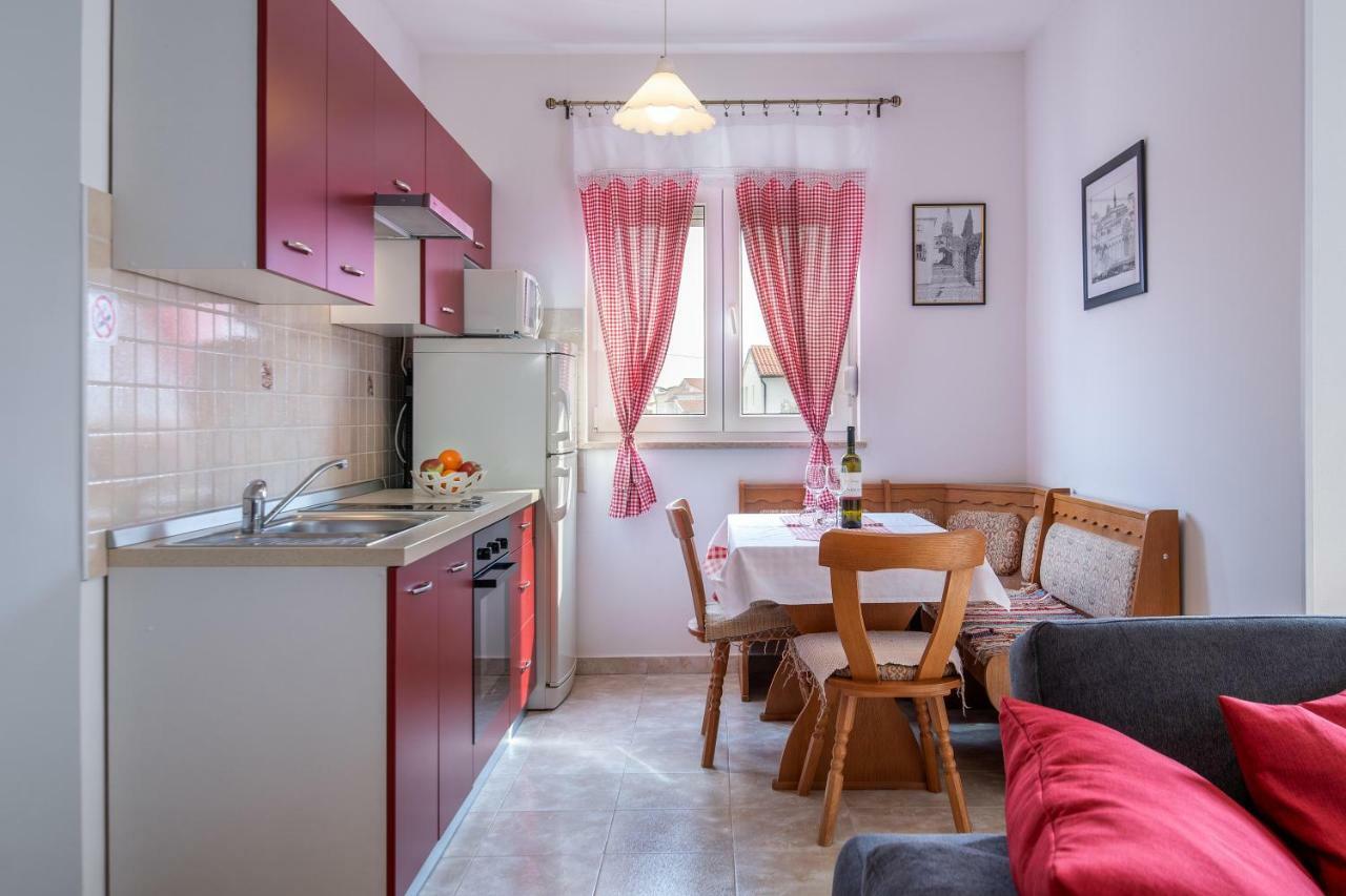 Apartment Bordeaux 29 Ровин Екстериор снимка