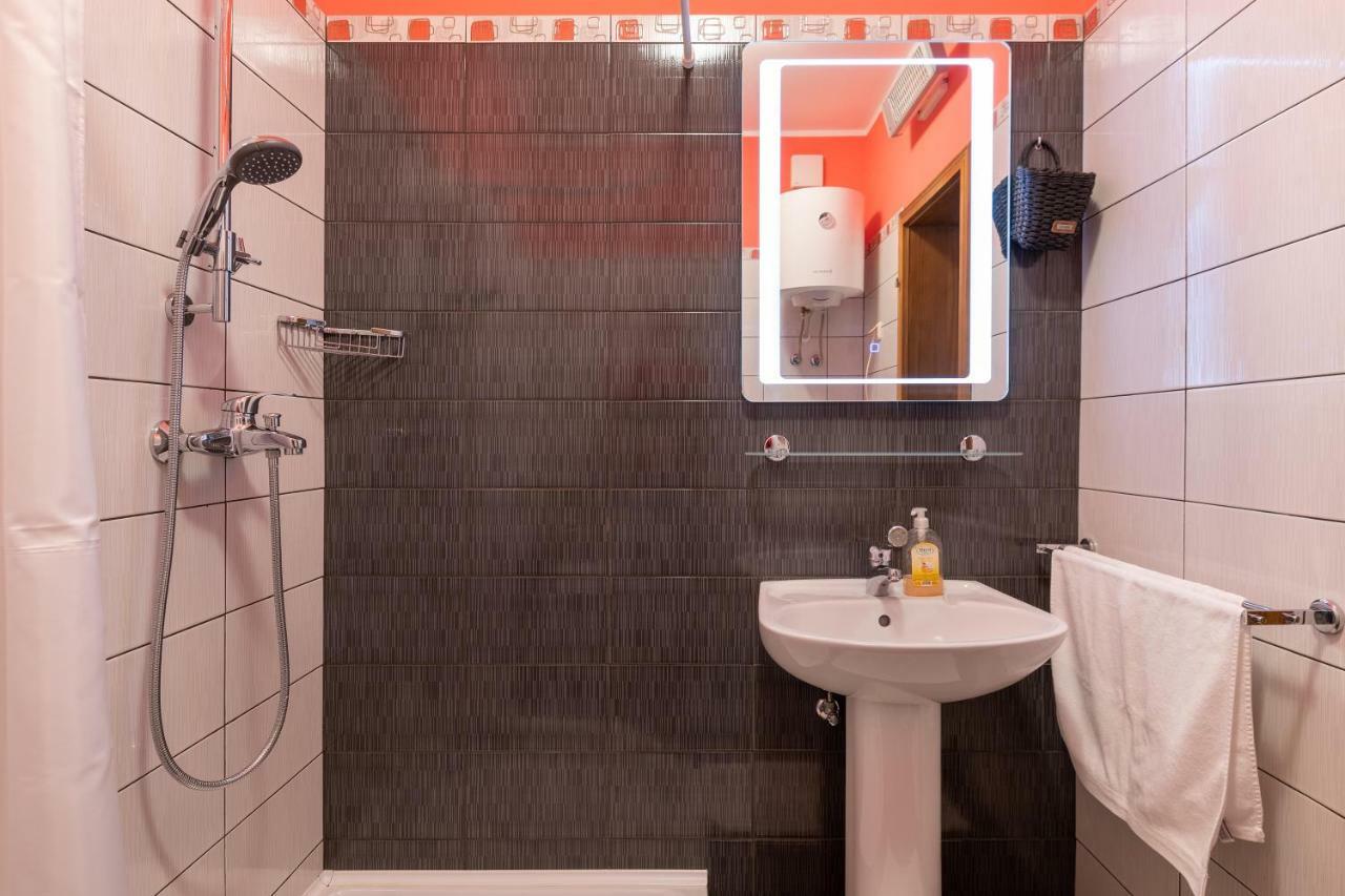Apartment Bordeaux 29 Ровин Екстериор снимка
